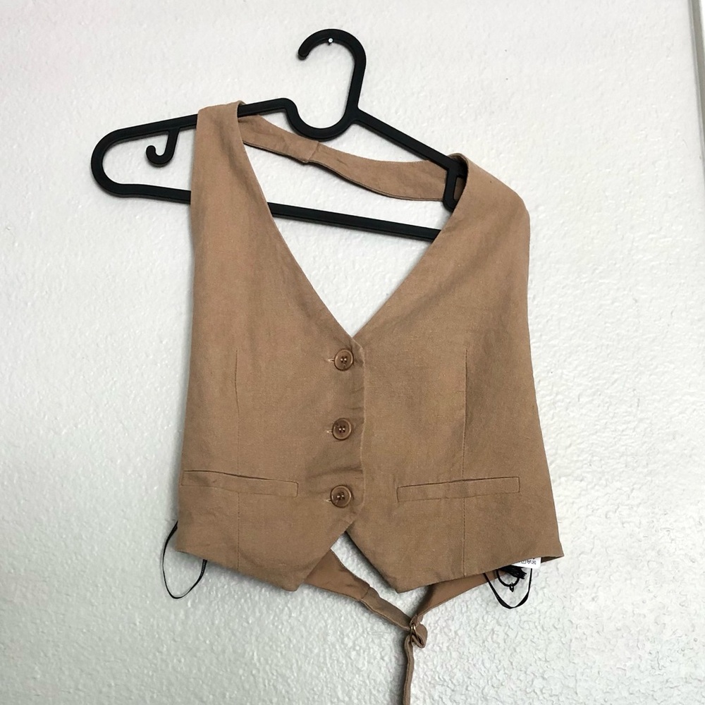 NWOT Forever 21 Tan Button-Front Vest